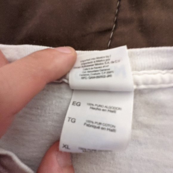 Tshirt - Picture 3 of 3